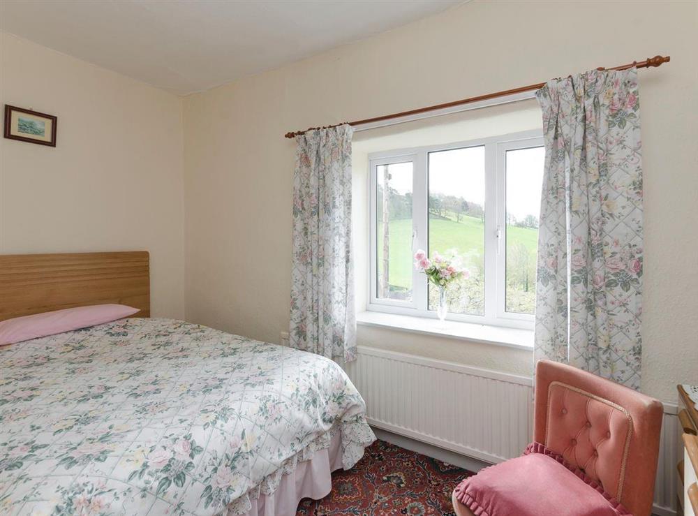 Relaxing ¾ sized double bedroom at Bank Top Cottage in Hathersage, South Yorkshire