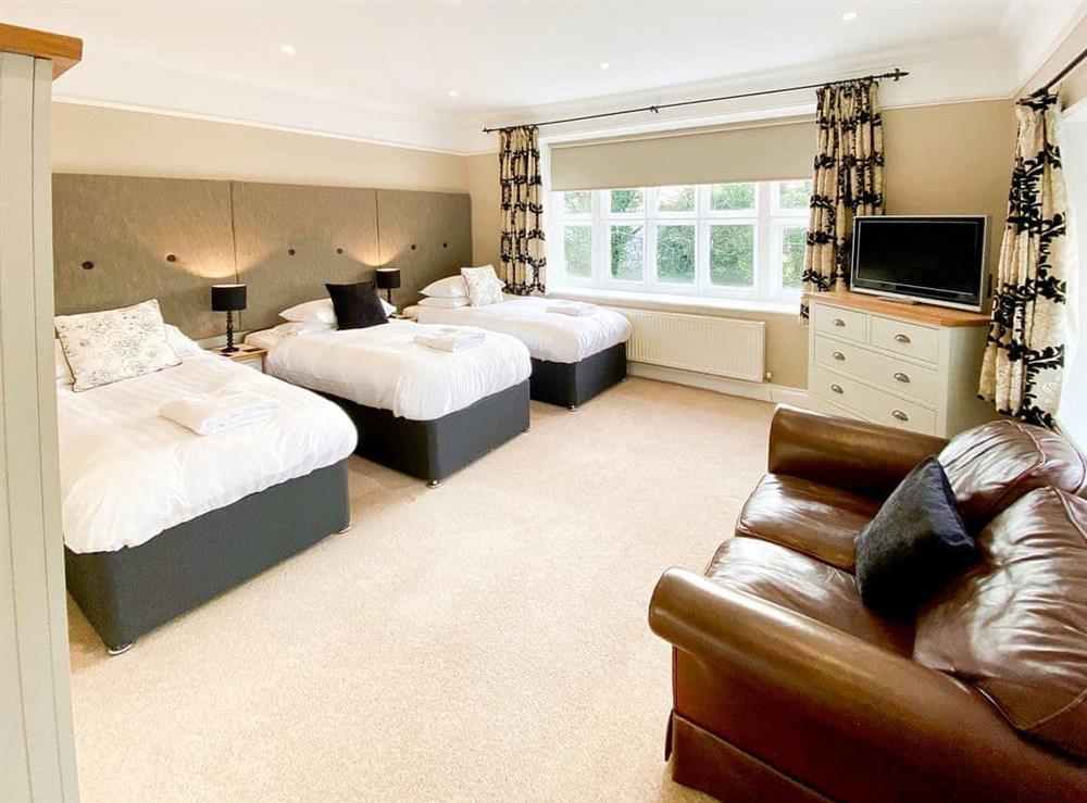 Triple bedroom (photo 2) at Bannerrigg in Windermere, Cumbria