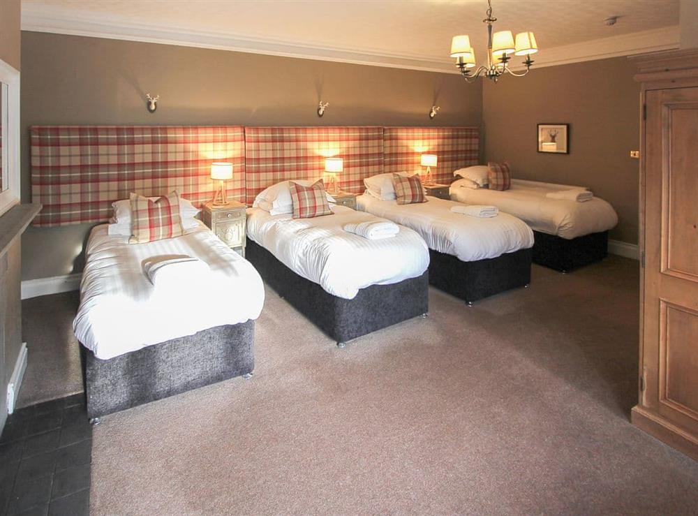 Triple bedroom (photo 3) at Bannerrigg in Windermere, Cumbria
