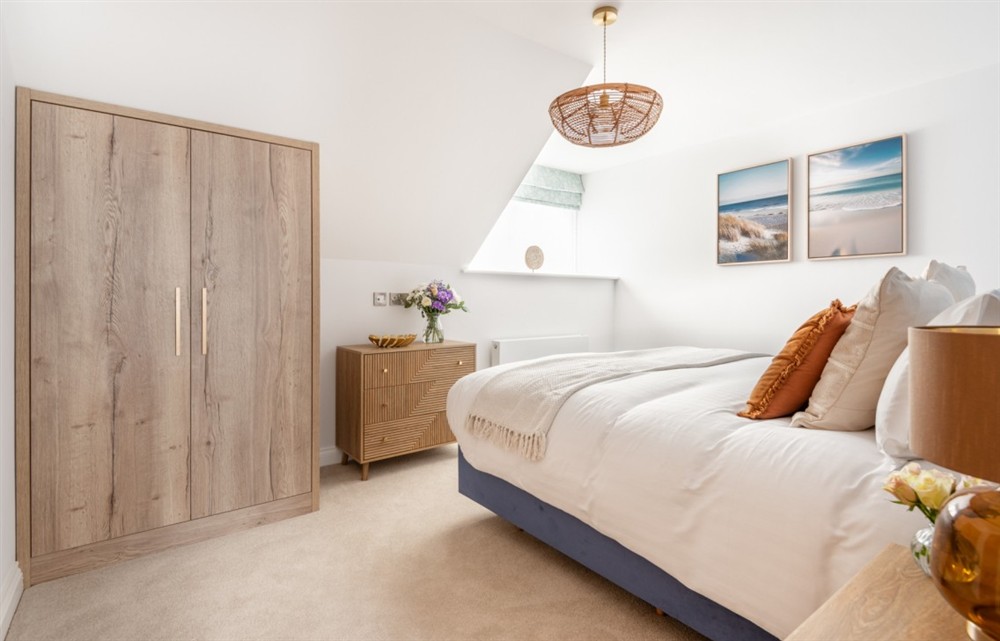 A bedroom in Bantham Retreat (photo 2) at Bantham Retreat in Thurlestone