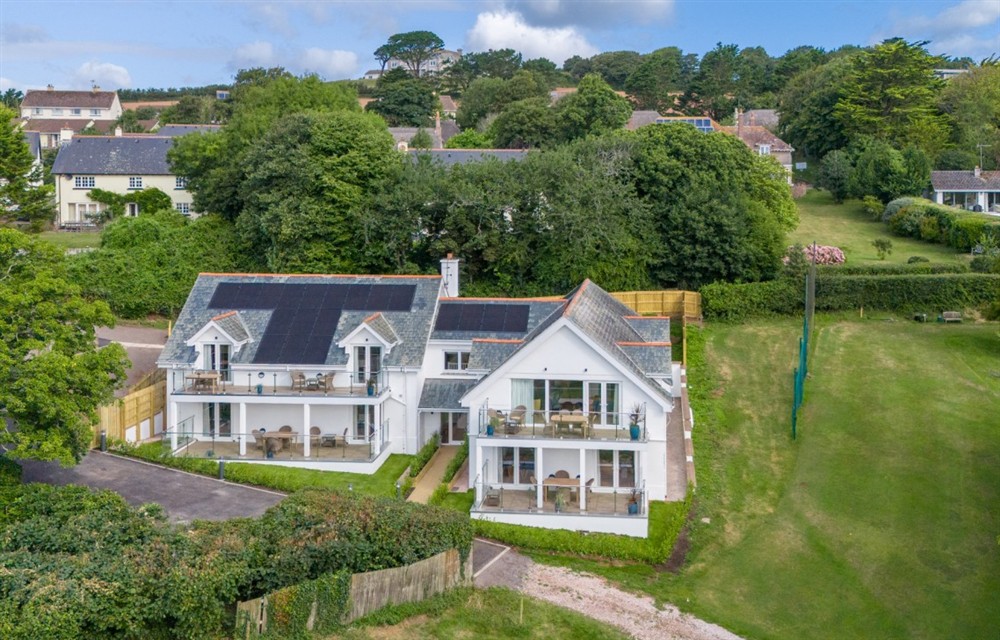 The setting of Bantham Retreat at Bantham Retreat in Thurlestone