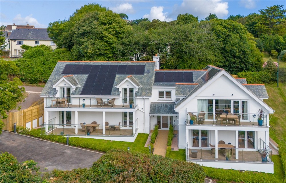 The setting at Bantham Retreat in Thurlestone