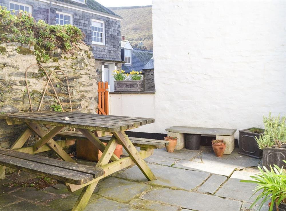 Outdoor area at Bar Cottage in Port Isaac, Cornwall