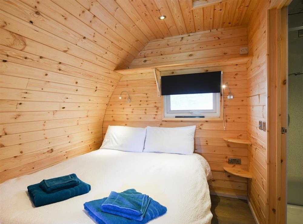 Double bedroom at Barcud Coch in Penybontfawr, near Llanfyllin, Powys