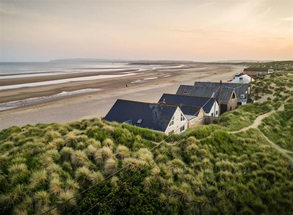 Photos of Barefoot Beach House Camber Sands, England