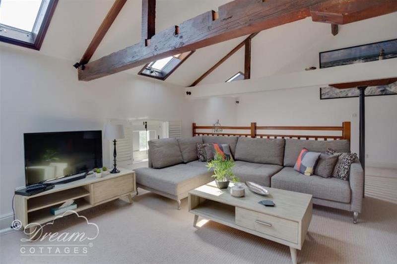Living room (photo 3) at Barley Mews, Weymouth, Dorset