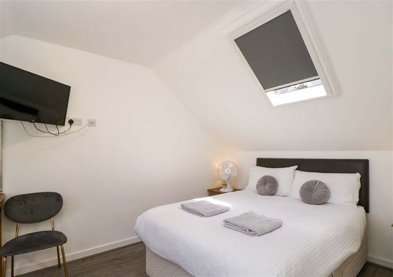 One of the 2 bedrooms at Barn Cottage, Frome