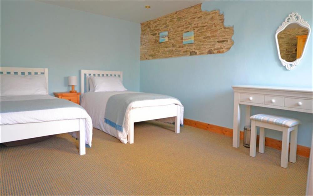 The twin bedroom at Barn Dipperty in Loddiswell