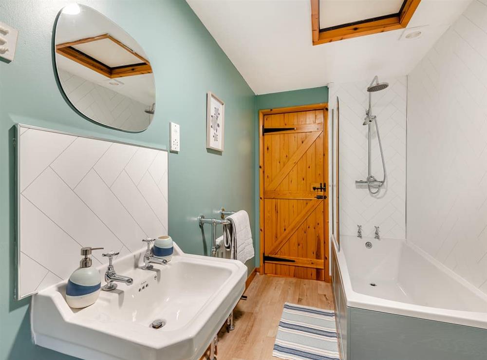 Bathroom (photo 3) at Barn House in Friskney, near Boston, Lincolnshire