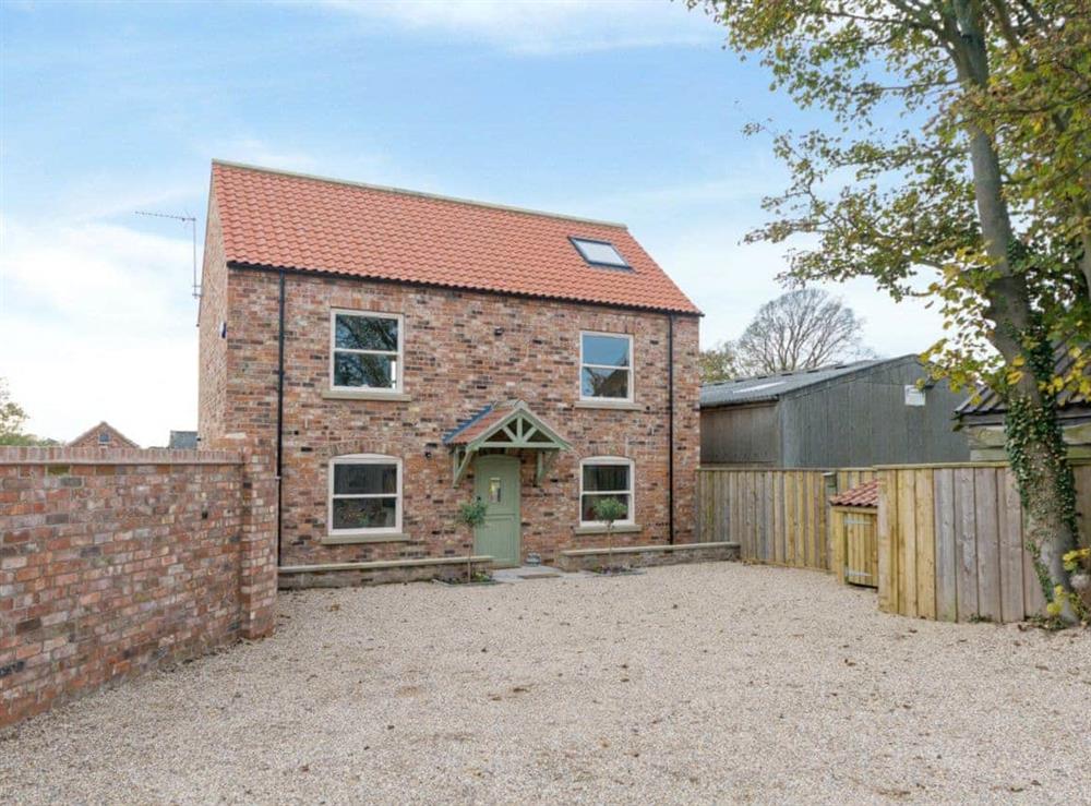 Splendid holiday home at Barn Owl Cottage in Skidby, near Beverley, North Humberside