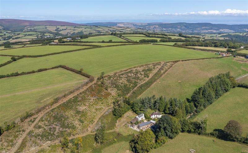 The setting around Barn Owl Cottage