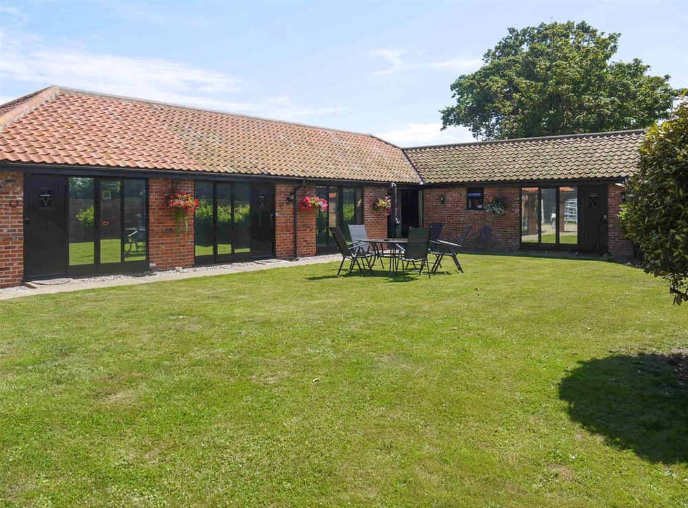Exterior at Barn Owl Lodge 3 in Corton, Suffolk