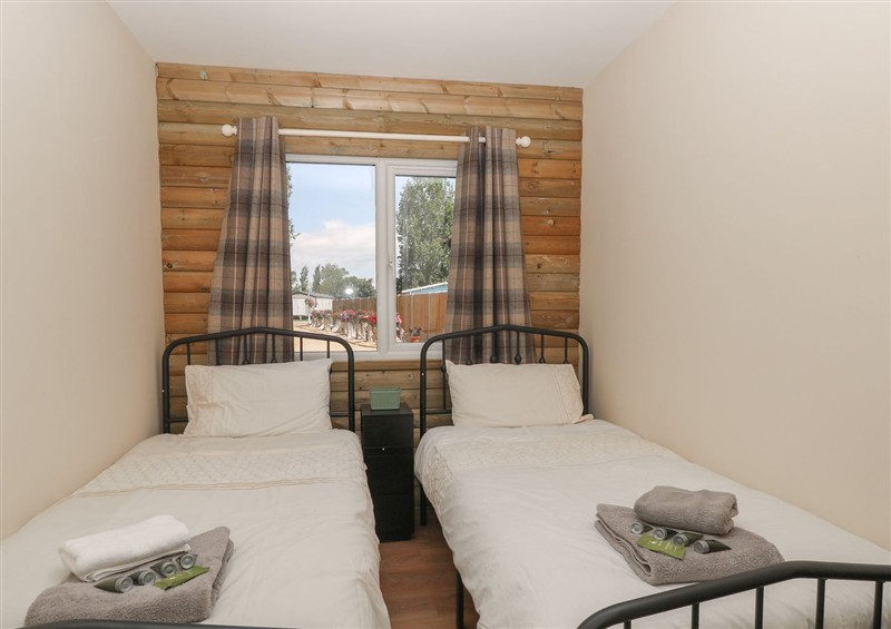 One of the bedrooms (photo 2) at Barn Owl Lodge, Snettisham