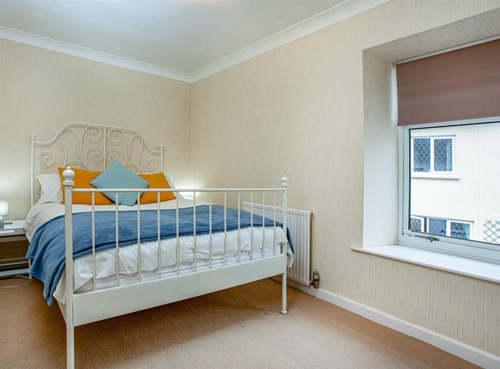 Double bedroom at Barnhay Cottage in Totnes, Devon