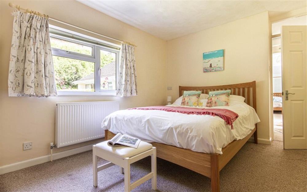 King bedroom ensuite at Barnhill in Crantock