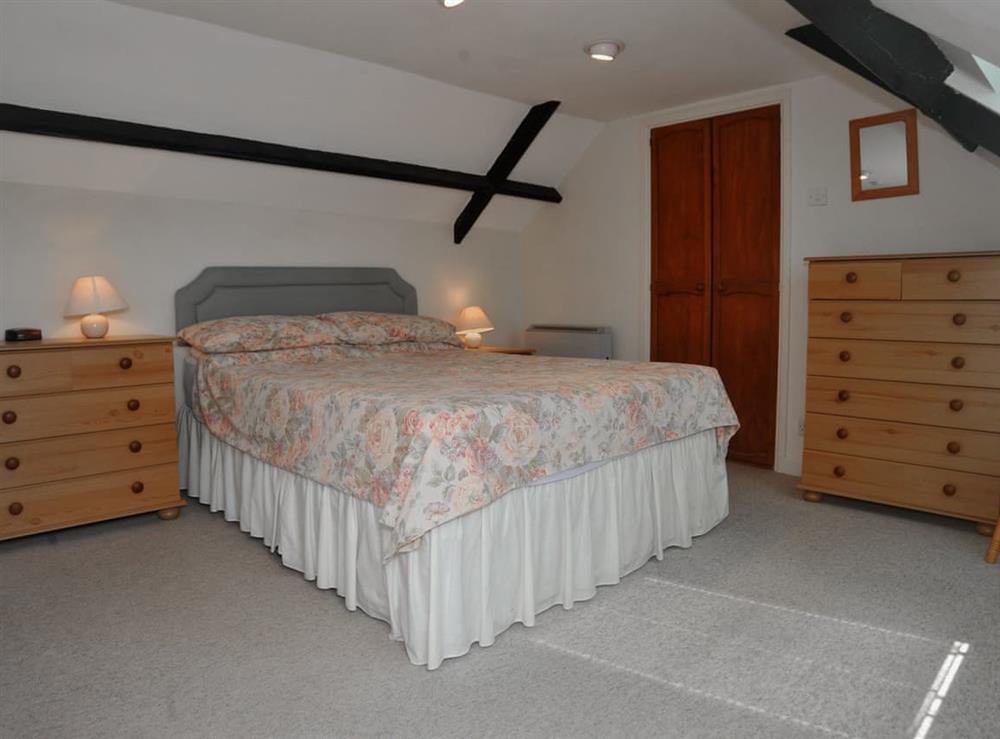 Double bedroom at Barrowmead Cottage in Winscombe, Avon