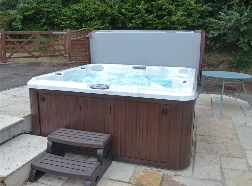 Hot Tub at Barwick in Exbourne, near Okehampton, Devon