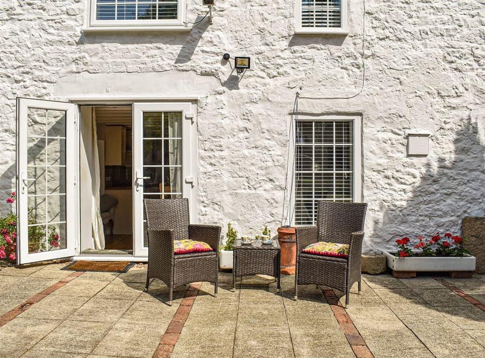 Patio at Bathurst Cottage in Chesterfield, Derbyshire