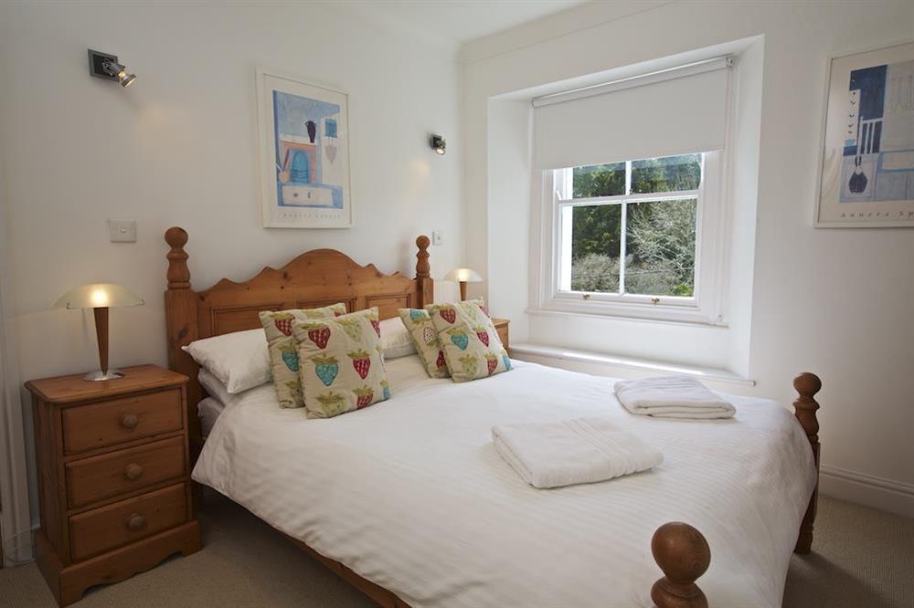 Double bedroom (first floor) at Batson House in , Salcombe
