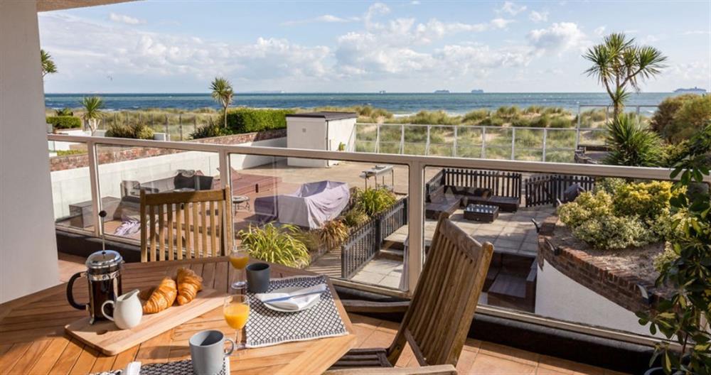The setting at Bay Harbour View No.4 in Sandbanks