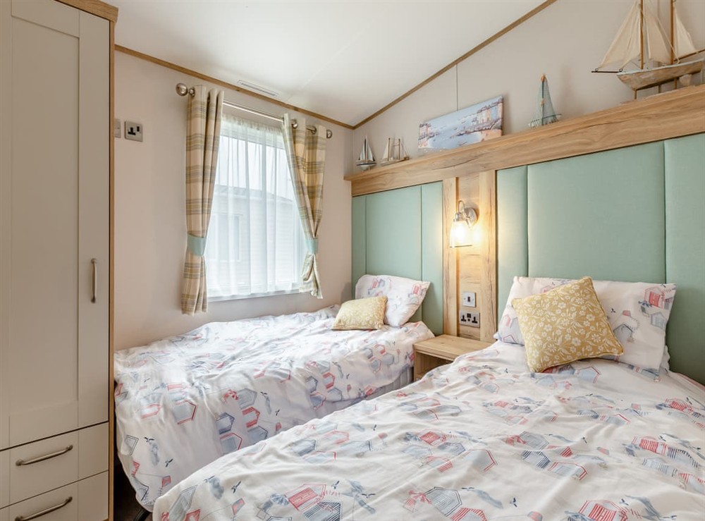 Twin bedroom (photo 2) at Bay View 34 in Weymouth, Dorset
