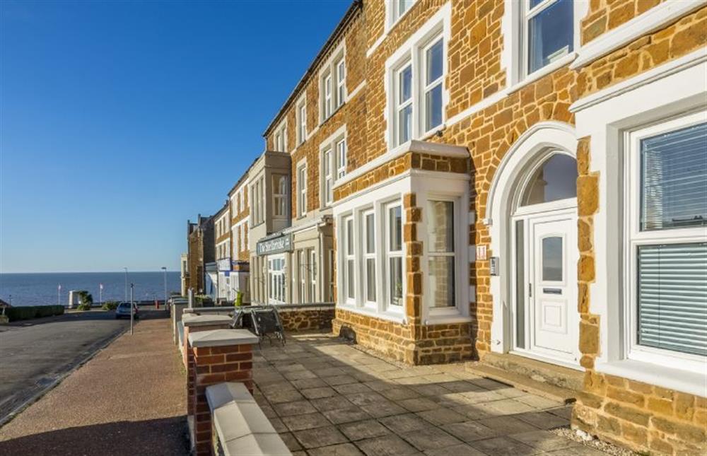 Bay View Apartment: Front elevation at Bay View Apartment, Hunstanton