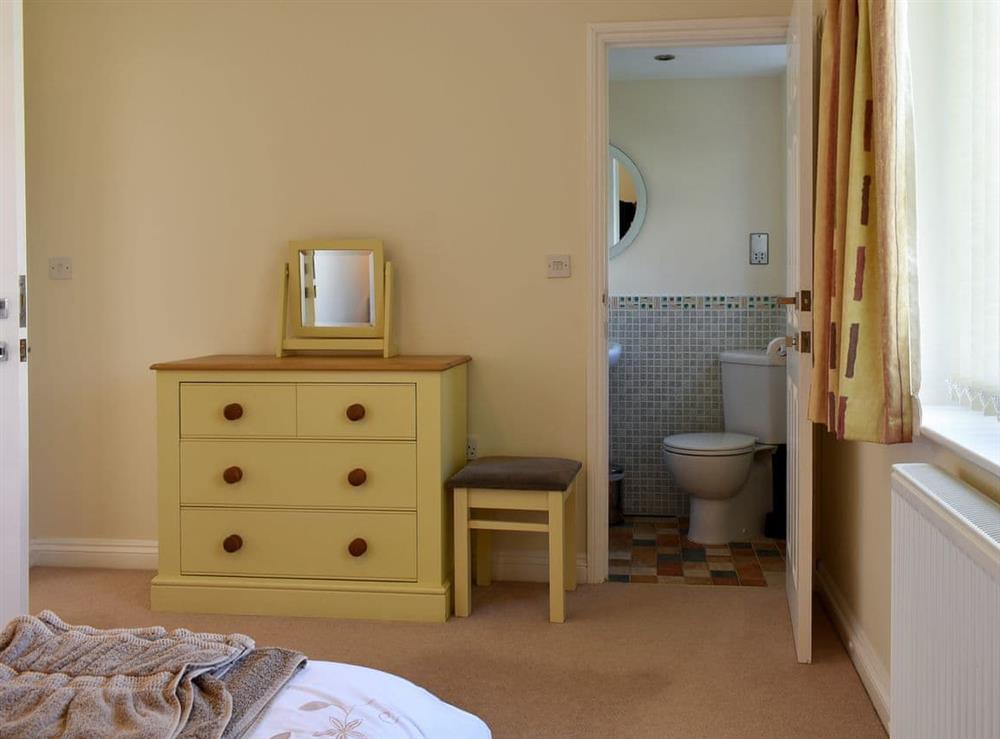 Relaxing double bedroom with en-suite (photo 2) at Bay View in Carlyon Bay, near St Austell, Cornwall