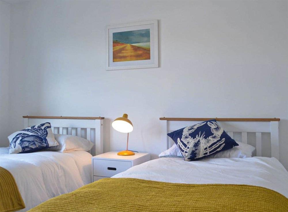 Twin bedroom at Bay View in Portscatho, Cornwall