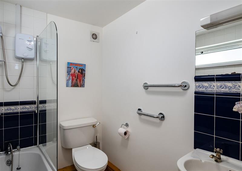 The bathroom at Baywatch Sands, Polzeath