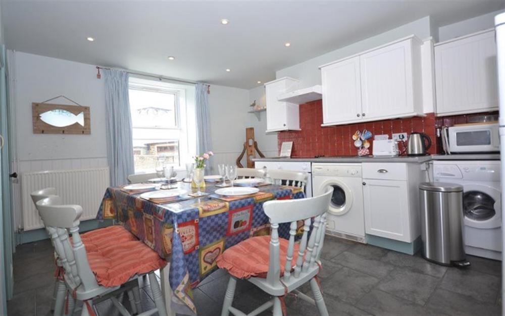 The kitchen/diner at Beach Cottage in Looe