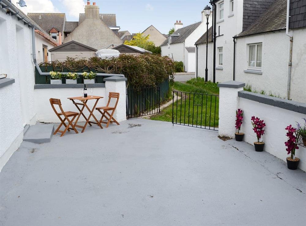 Outdoor area at Beach Cottage in Nairn, Morayshire