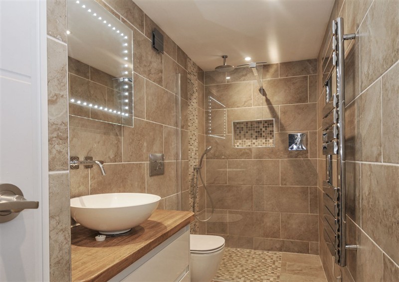 Bathroom at Beach Retreat, Looe