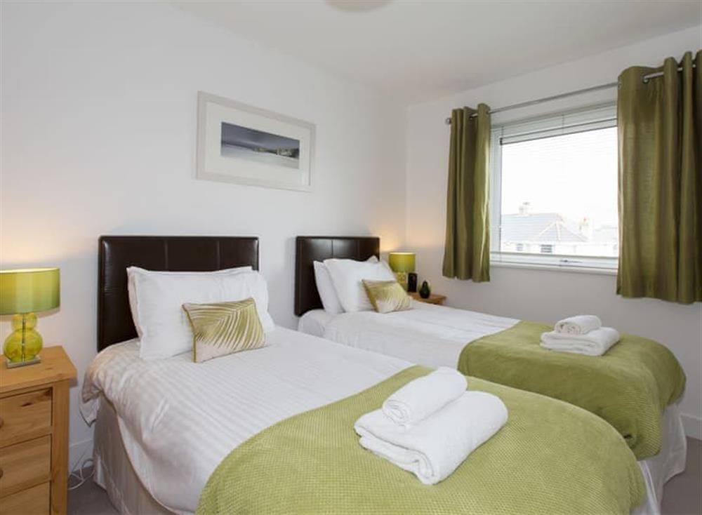 Twin bedroom at Beach View, Ocean 1 in North Cornwall, Newquay