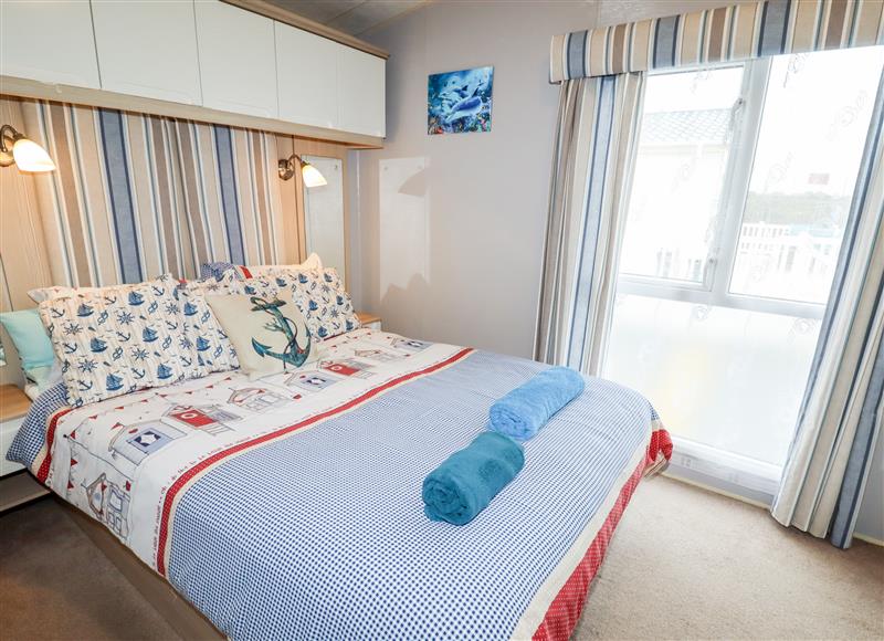This is a bedroom at Beachcomber D35, Towyn
