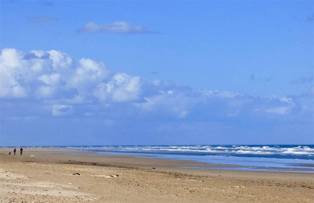 Holme beach, for endless walks at Beachcomber, Holme-next-the-Sea near Hunstanton