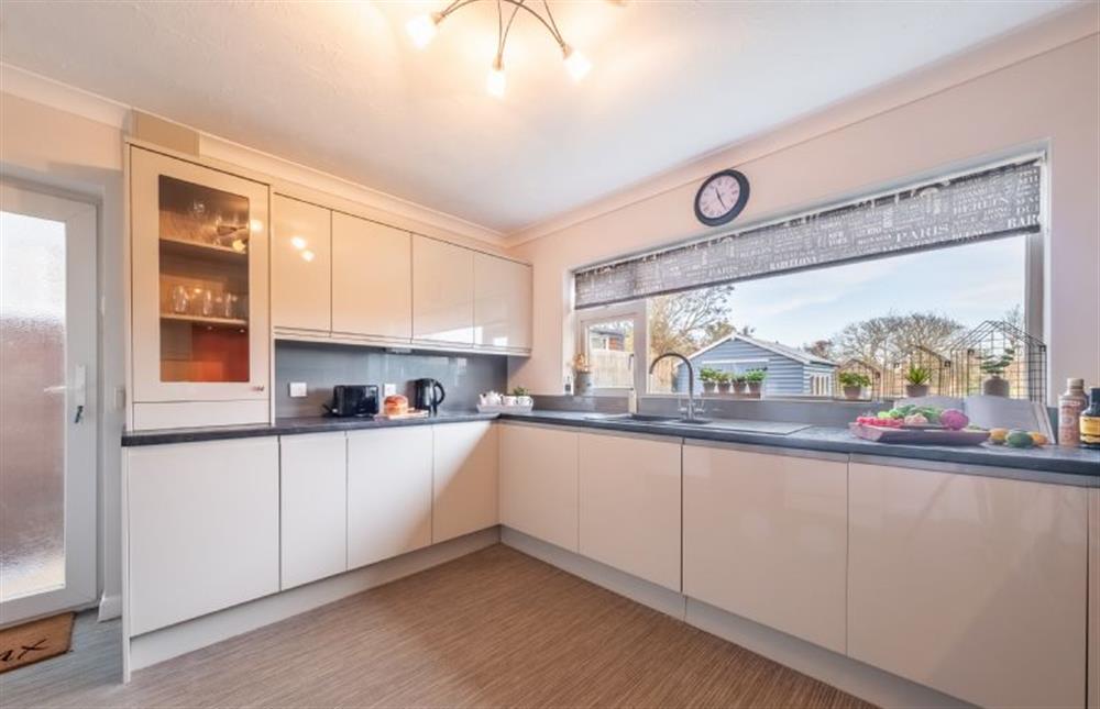 Spacious well-equipped kitchen at Beachcomber, Holme-next-the-Sea near Hunstanton