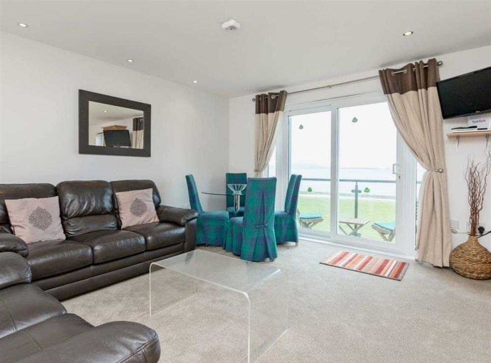 Open plan living/dining room/kitchen at Beachlands in Gogledd, Dyfed