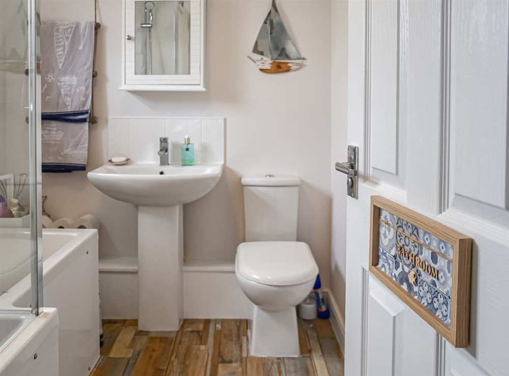 Bathroom at Beachmans Cottage in Great Yarmouth, Norfolk
