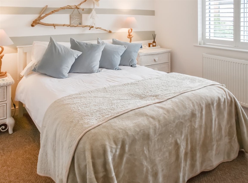 Double bedroom (photo 4) at Beachmans Cottage in Great Yarmouth, Norfolk