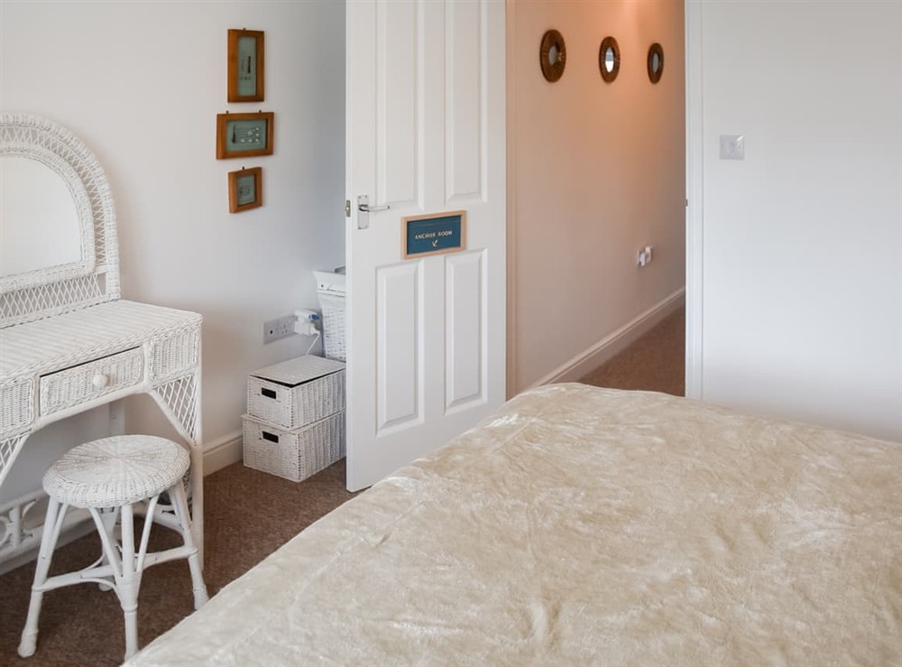 Double bedroom (photo 6) at Beachmans Cottage in Great Yarmouth, Norfolk