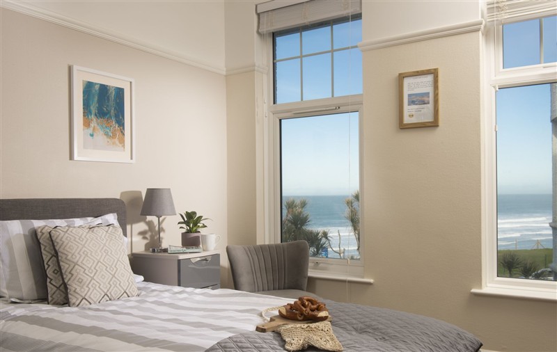 A bedroom in Beachside Fistral at Beachside Fistral, Cornwall