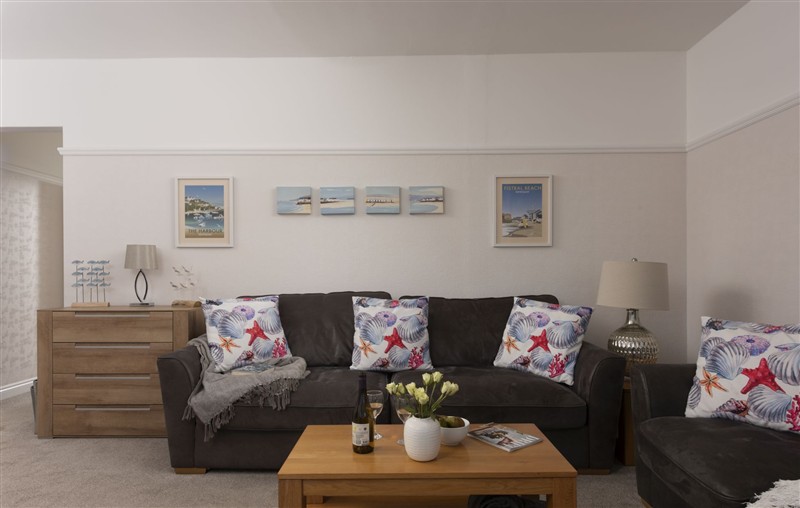 The living area (photo 3) at Beachside Fistral, Cornwall