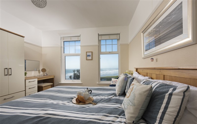 This is a bedroom (photo 4) at Beachside Fistral, Cornwall
