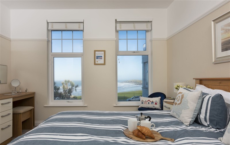 This is a bedroom at Beachside Fistral, Cornwall