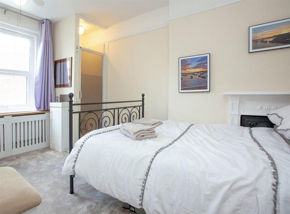 Double bedroom (photo 3) at Beachside in Teignmouth, Devon