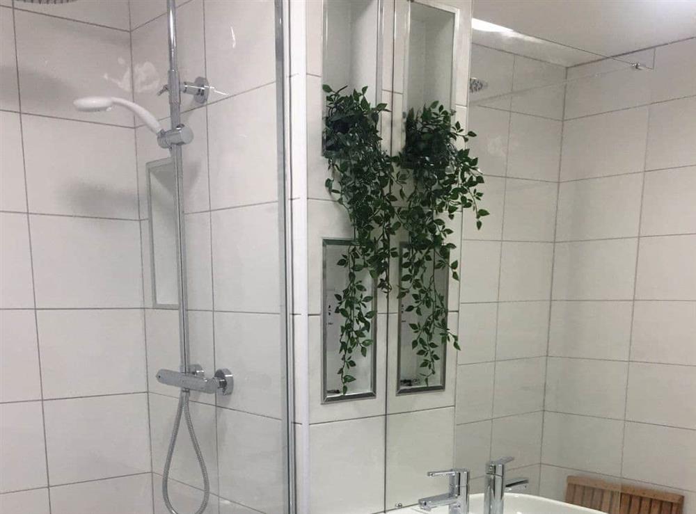 Shower room at Beachview in Beadnell, Northumberland