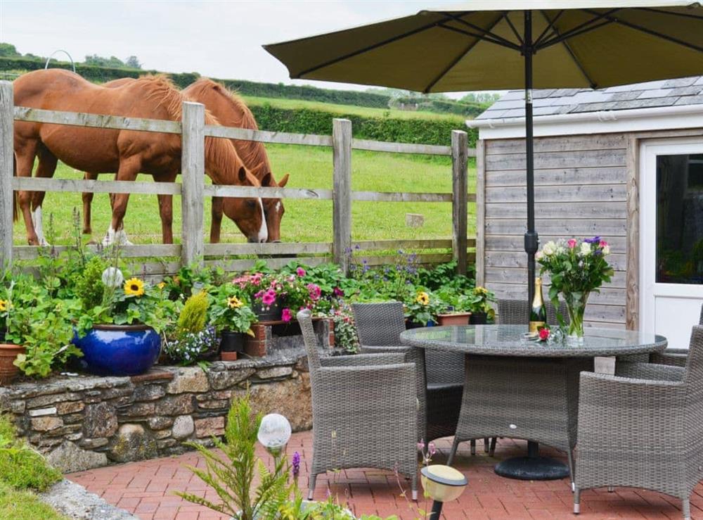 Sitting-out-area at Beacon Cottage in Bittaford, Nr Ivybridge, Devon., Great Britain