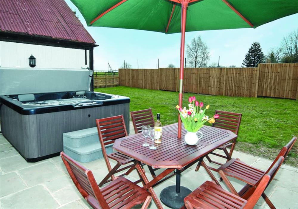 Hot tub at Beacon Cottage in Wainfleet St. Mary, Nr. Skegness, Lincolnshire