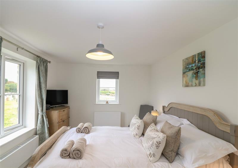 One of the 3 bedrooms (photo 2) at Beacon House, St Agnes