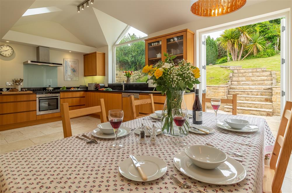 Ground floor: Open the doors and bring the outside in  at Beadale Cottage, Ampleforth